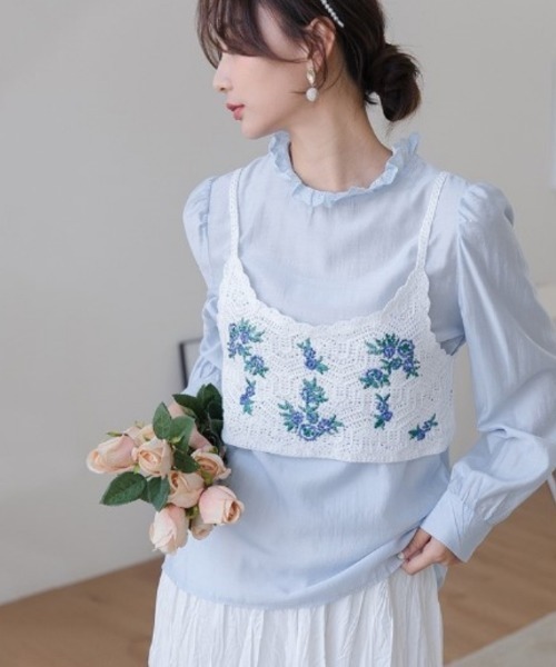 いつものコーデにプラス1枚で垢抜け クロシェ編みビスチェ