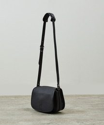 SLOW（スロウ）の「SLOW スロウ / shrink-mail bag- シュリンクレザーショルダーバッグ 牛革メールバッグ / 858S60R（ショルダーバッグ）」