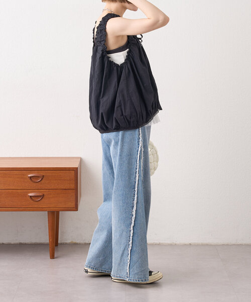 w closet（ダブルクローゼット）の「ノースリバルーンブラウス（シャツ/ブラウス・レディース・オフホワイト/ブラック/サックスブルー・FREE）」の21枚目の写真