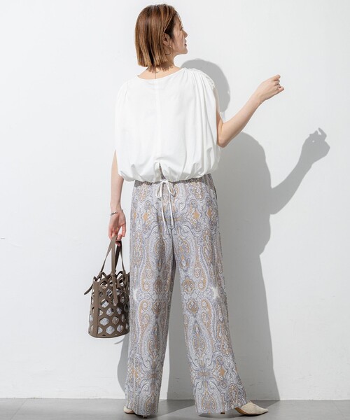 23区(ニジュウサンク)の「【SLOW/一部店舗限定】ファインゲージ ギャザー Tシャツ(Tシャツ/カットソー・レディース・ホワイト系/ライラック系・32)」の7枚目の写真