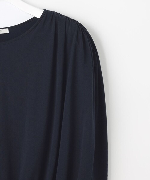 23区(ニジュウサンク)の「【SLOW/一部店舗限定】ファインゲージ ギャザー Tシャツ(Tシャツ/カットソー・レディース・ホワイト系/ライラック系・32)」の12枚目の写真