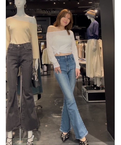 AZUL by moussy(アズールバイマウジー)の「【累計25,000本突破!】【サイズ,身長別画像あり】AZUL DENIM フレアデニム(デニムパンツ・レディース・ライトブルー/ライトブラック/ブルー/ブラック/ワンウォッシュ・X-SMALL/SMALL/MEDIUM/LARGE)」の6枚目の写真