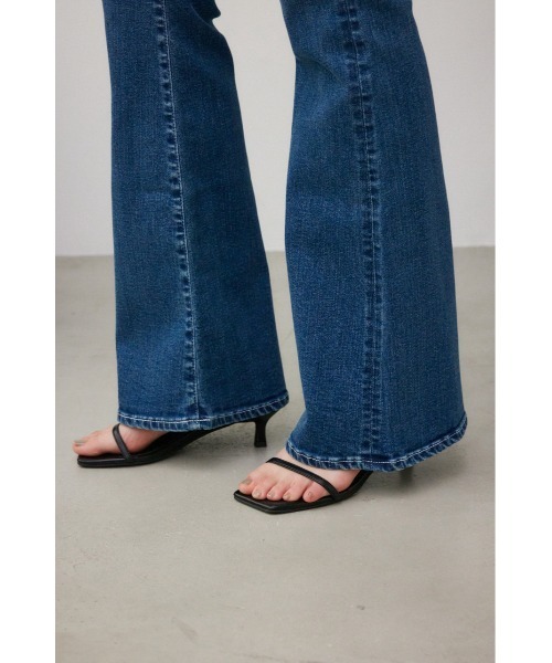 AZUL by moussy（アズールバイマウジー）の「AZUL DENIM フレアデニム（デニムパンツ・レディース・ライトブルー/ライトブラック/ブルー/ブラック/ワンウォッシュ・X-SMALL/SMALL/MEDIUM/LARGE）」の22枚目の写真