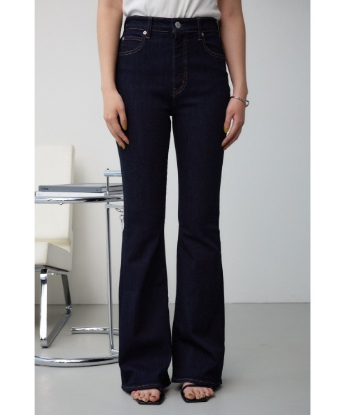 AZUL by moussy（アズールバイマウジー）の「AZUL DENIM フレアデニム（デニムパンツ・レディース・ライトブルー/ライトブラック/ブルー/ブラック/ワンウォッシュ・X-SMALL/SMALL/MEDIUM/LARGE）」の18枚目の写真
