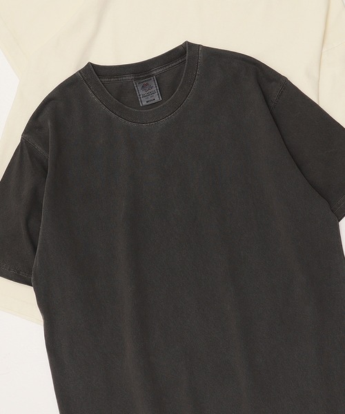 JEMORGAN(ジェーイーモーガン)の「【JEMORGAN / ジェーイーモーガン】ピグメントクルーネック半袖Tシャツ/オーバーダイ加工/ユニセックス(Tシャツ/カットソー・メンズ・ブラック/サックスブルー/オフホワイト/グリーン/パープル/オレンジ/オリーブ/イエロー/ダークブルー/レッド/ブラウン・M/L/XL/S)」の2枚目の写真
