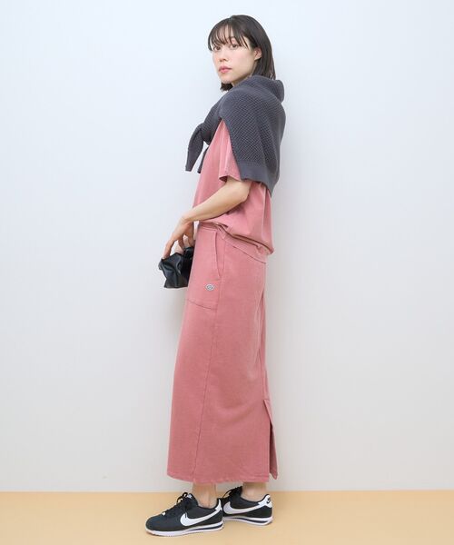 DISCUS（ディスカス）の「Discus 加工裏毛ナロースカート（スカート・レディース・アイボリー/その他6/チャコールグレー/ブルー/ピンク・L/M）」の19枚目の写真