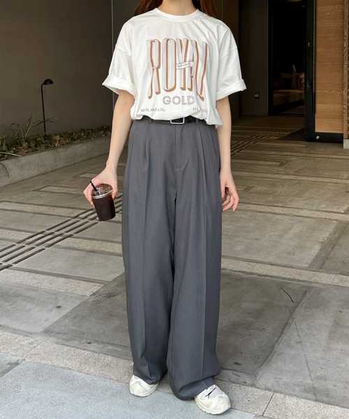 LE MORE(リモア)の「"ROYAL GOLD" ロゴTシャツ(Tシャツ/カットソー・レディース・アイボリー/チャコール・FREE)」の15枚目の写真