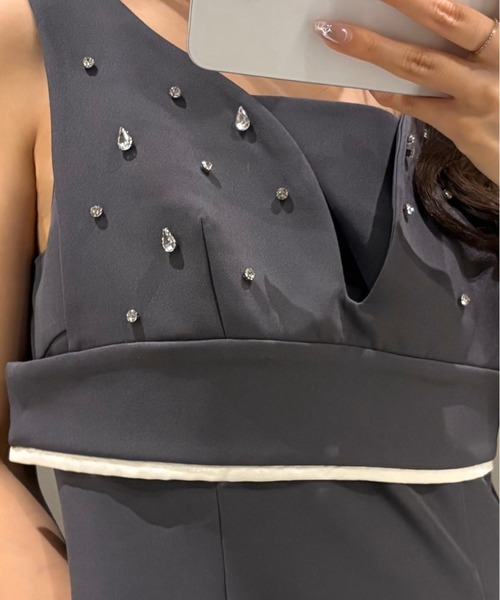 ANDRESD(アンドレスド)の「シズクビジュービスチェドレス / shizuku bijou bustier dress(ドレス・レディース・チャコール/ブラック/ベージュ・S/M/L)」の8枚目の写真