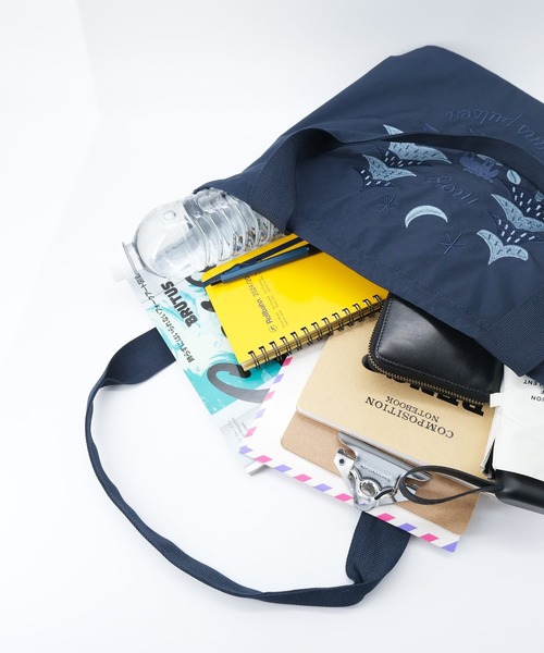 moz(モズ)の「moz モズ 刺繍トート M(トートバッグ・レディース・ネイビー/レッド/ブラック・FREE)」の13枚目の写真