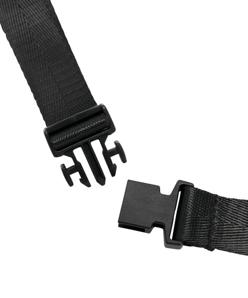 ZUCCa(ズッカ)の「EMBOSSボディバッグ / バッグ / S(ショルダーバッグ・レディース・ブラック/シルバー・FREE)」の8枚目の写真