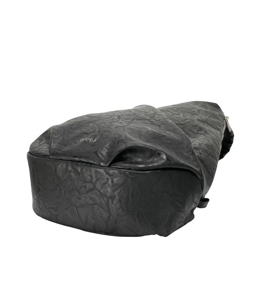ユ*。様 ZUCCa / EMBOSSボディバッグ /　黒ブラック ユ*。様 ZUCCa / EMBOSSボディバッグ / 黒ブラック