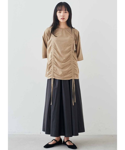 MEDE19F(メデジュウキュウ)の「MEDE19F ピグメント加工のギャザー遣いトップス(Tシャツ/カットソー・レディース・グレー/ベージュ・L/M/LL)」の5枚目の写真