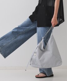 【A4サイズ対応/長さ調整可能】ダブルトライアングルデザインショルダーバッグ