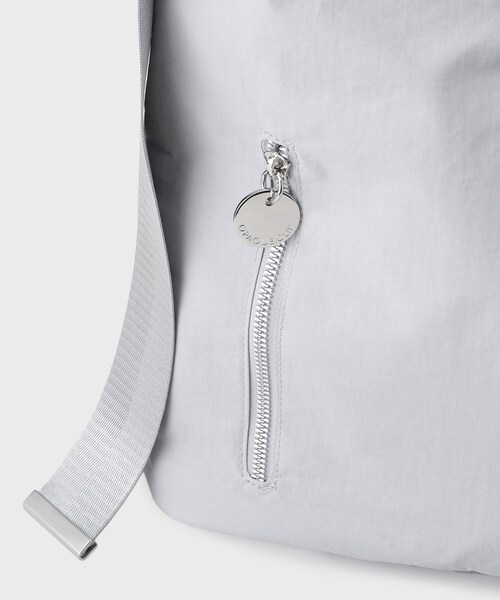 OPAQUE.CLIP（オペークドットクリップ）の「【A4サイズ対応／長さ調整可能】ダブルトライアングルデザインショルダーバッグ（ショルダーバッグ・レディース・ブラウン系その他/ブラック/グレー・00）」の21枚目の写真