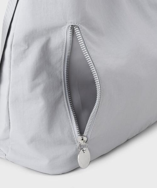 OPAQUE.CLIP（オペークドットクリップ）の「【A4サイズ対応／長さ調整可能】ダブルトライアングルデザインショルダーバッグ（ショルダーバッグ・レディース・ブラウン系その他/ブラック/グレー・00）」の22枚目の写真