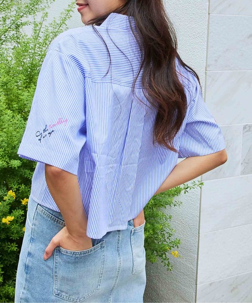 GORGE(ゴージ)の「《クロップ丈×刺繍アクセント》レディース 半袖シャツ ストライプ 無地 春夏秋(シャツ/ブラウス・レディース・ストライプ/オフホワイト/サックスブルー・F)」の12枚目の写真