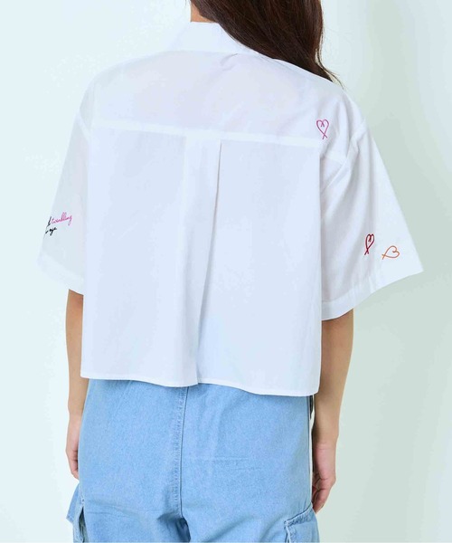 GORGE(ゴージ)の「《クロップ丈×刺繍アクセント》レディース 半袖シャツ ストライプ 無地 春夏秋(シャツ/ブラウス・レディース・ストライプ/オフホワイト/サックスブルー・F)」の15枚目の写真