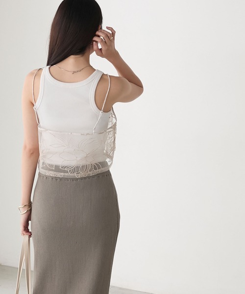 Bibiy flower刺繍キャミ U by SPICK&SPAN（ユーバイスピックアンドスパン）の「フラワー