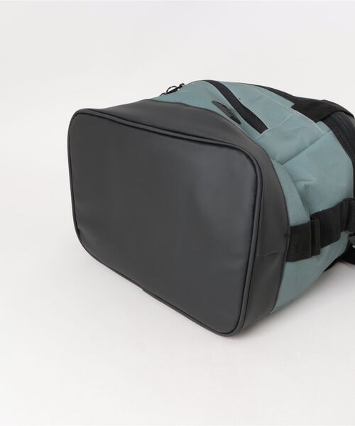 VOLCOM(ボルコム)の「【VOLCOM/ボルコム】 Venture 12 Can Cooler /クーラーボックス(トートバッグ・メンズ・グリーン系その他/オリーブ・FREE)」の4枚目の写真