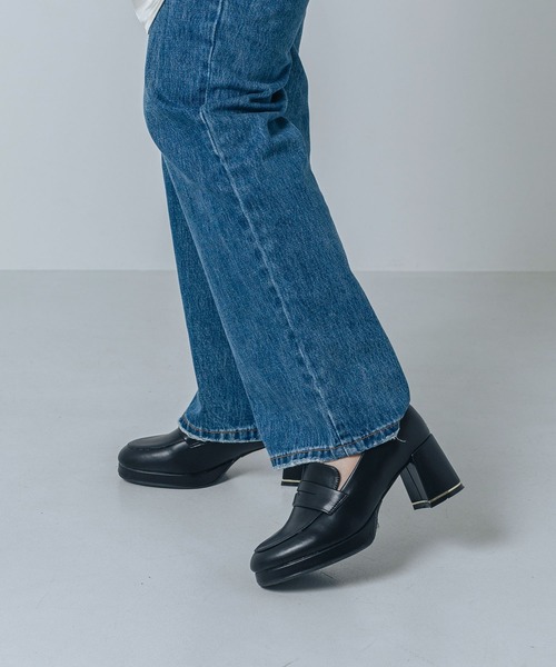 EVOL(イーボル)の「【晴雨兼用・ふかふか】ストームラウンド6.5cmコインローファー IZ5785(レインシューズ・レディース・ブラウン/ブラック/ブラック系その他・22.0cm/22.5cm/23.0cm/23.5cm/24.0cm/24.5cm)」の5枚目の写真