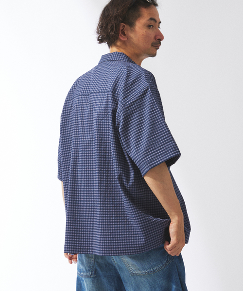 JOURNAL STANDARD relume(ジャーナルスタンダード レリューム)の「ストレッチ サッカー ミニ チェック 半袖 シャツ(シャツ/ブラウス・メンズ・ネイビー/ブラウン/カーキ・MEDIUM/LARGE)」の6枚目の写真