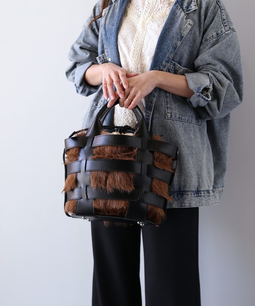 sankyo shokai（サンキョウショウカイ）の「牛床革 2way かごバッグ（かごバッグ・レディース・グレイッシュベージュ/ブラック・FREE）」の14枚目の写真