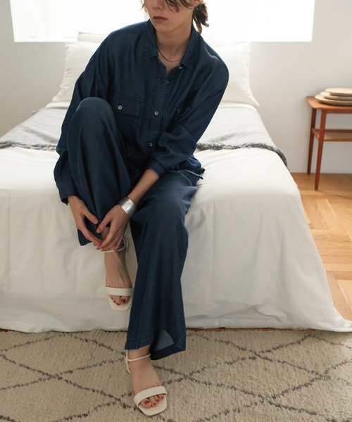 Elura(エルーラ)の「ライトギャザーデニム / 580448(デニムパンツ・レディース・ネイビー/ブルー・MEDIUM/LARGE)」の18枚目の写真