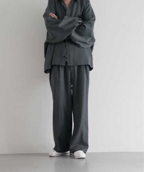 WhoWhat(フーワット)の「【EXCLUSIVE】WHOWHAT Wool twill trousers(スラックス・メンズ・ダークグレー/ライトグレー・MEDIUM/SMALL)」の2枚目の写真