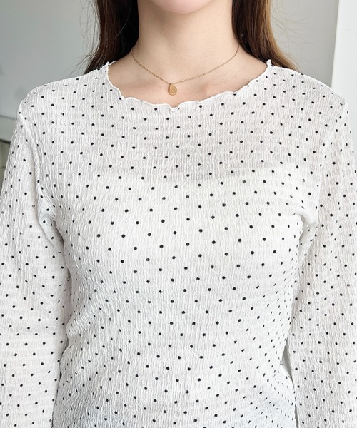 moment+(モーメントプラス)の「ドット&花柄フレアスリーブシャーリング長袖カットソープルオーバー(Tシャツ/カットソー・レディース・ブラック/アイボリー/ホワイト系その他/イエロー系その他/オフホワイト/ブラック系その他/ナチュラル・M)」の21枚目の写真