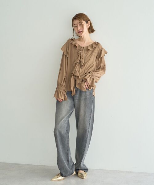 YECCA VECCA（イェッカヴェッカ）の「ラッフルリボンロングブラウス（シャツ/ブラウス・レディース・ライトグリーン/ダークカーキ/キャメル・FREE）」の22枚目の写真