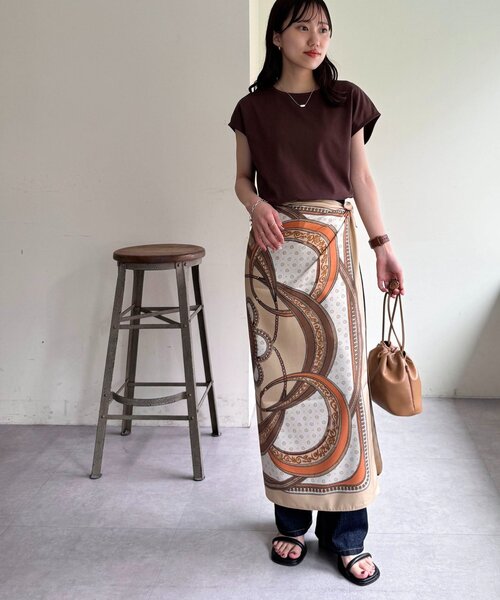 DISCOAT（ディスコート）の「【WEB限定】パネルプリント大判スカーフ（バンダナ/スカーフ・レディース・ネイビー/ベージュ/レッド・FREE）」の11枚目の写真