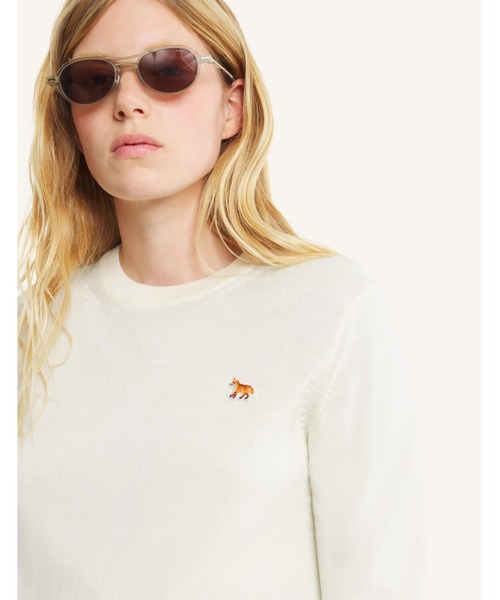Maison Kitsune（メゾンキツネ）の「BABY FOX MERINO REGULAR JUMPER（ニット/セーター・レディース・ブラック/ライトベージュ/ライトグレー/アイボリー/ベージュ/ホワイト系その他・L/M/S/XS/XXS）」の18枚目の写真