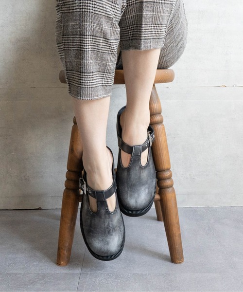 Fabby fabby（ファビィーファビィー）の「Tストラップバックルサボサンダル（サンダル・レディース・ブラック/ブラウン系その他/ブラック系その他2/ブラック系その他/ブラウン系その他2・LARGE/MEDIUM/SMALL）」の10枚目の写真