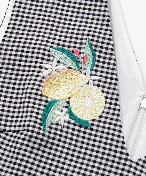 Chesty(チェスティー)の「【Upcycle】レモンペプラムトップス(Tシャツ/カットソー・レディース・ブラック・0/1)」の4枚目の写真