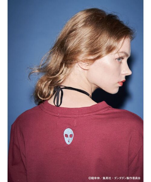 jouetie（ジュエティ）の「【TVアニメ『ダンダダン』・jouetie】オーバーダメージロンT（Tシャツ/カットソー・レディース・ボルドー/ピンク/アイボリー/ブラック・MEDIUM）」の13枚目の写真