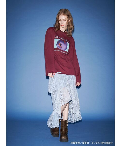 jouetie（ジュエティ）の「【TVアニメ『ダンダダン』・jouetie】オーバーダメージロンT（Tシャツ/カットソー・レディース・ボルドー/ピンク/アイボリー/ブラック・MEDIUM）」の17枚目の写真