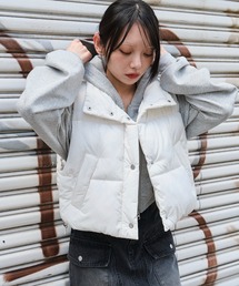 Chanel ダウンベスト ホワイト×グレー Chanel ダウンベスト ホワイト×グレー