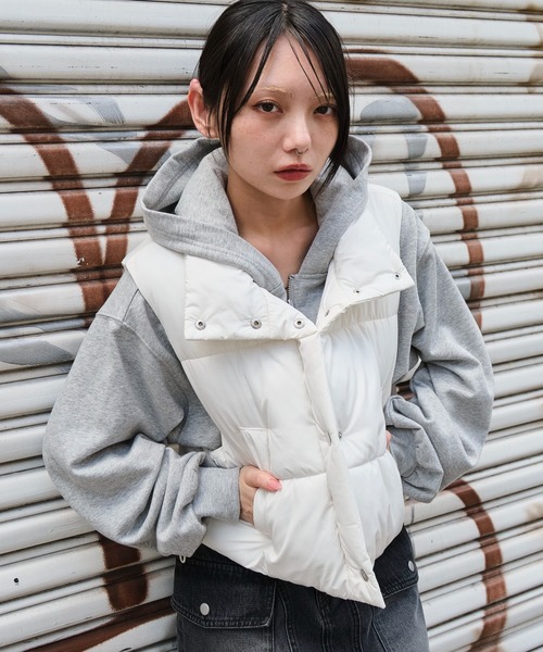WEGO(ウィゴー)の「WEGO/ショートパファーベスト(ダウンベスト・レディース・アイボリー/ブラック・FREE)」の15枚目の写真
