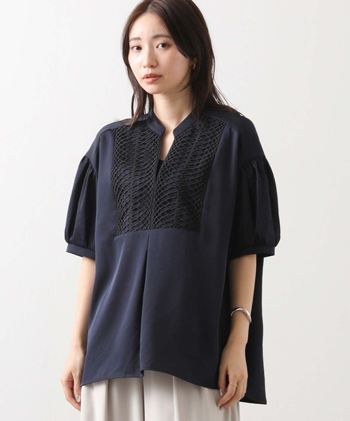 Torrazzo Donna（トラッゾドンナ）の「ヨークコードレース５分袖ブラウス（シャツ/ブラウス・レディース・ネイビー・FREE）」の7枚目の写真