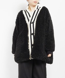 gomme（ゴム）の「プードルファー　バックガウンジャケット（テーラードジャケット・メンズ）」