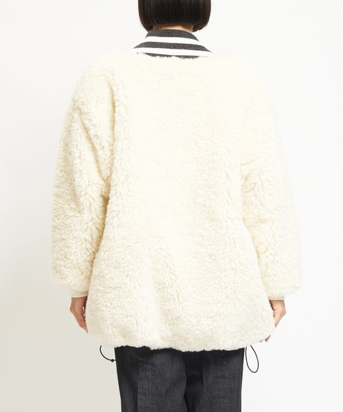 gomme（ゴム）の「プードルファー　バックガウンジャケット（テーラードジャケット・レディース・ブラック/アイボリー・MEDIUM）」の12枚目の写真