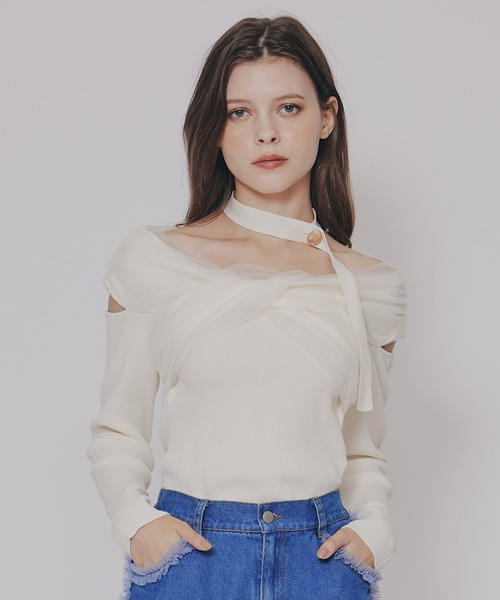 REDYAZEL（レディアゼル）の「チョーカークロスチュールニットトップス（ニット/セーター・レディース・オフホワイト/グリーン/ブラック/ボルドー/ピンク・FREE）」の2枚目の写真