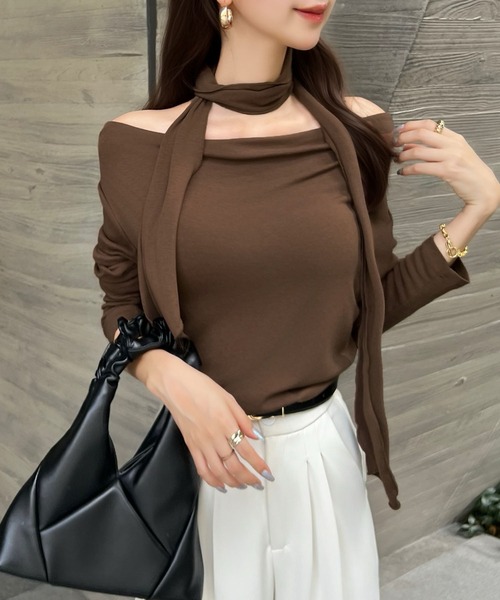 CHARME BY MICOLA(シャルムバイミコラ)の「ワンホン女子♪チョーカー付オフショルトップス(Tシャツ/カットソー・レディース・ブラック/ブラウン/ホワイト・FREE)」の14枚目の写真