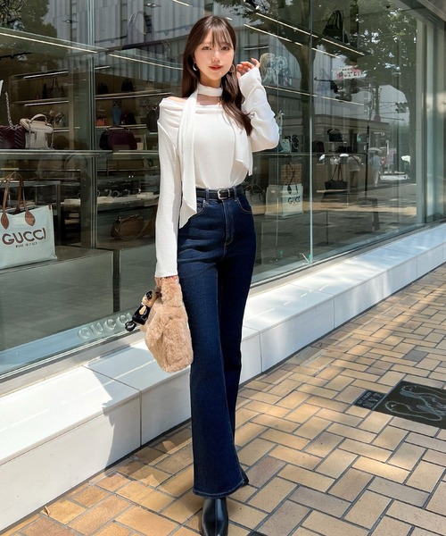 CHARME BY MICOLA(シャルムバイミコラ)の「ワンホン女子♪チョーカー付オフショルトップス(Tシャツ/カットソー・レディース・ブラック/ブラウン/ホワイト・FREE)」の5枚目の写真