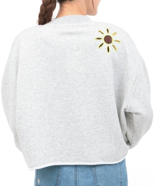 チチカカ(チチカカ)の「Orale! カットワーク刺繍プルオーバー(スウェット・レディース・ホワイト/ライトグレー/ネイビー・FREE)」の12枚目の写真