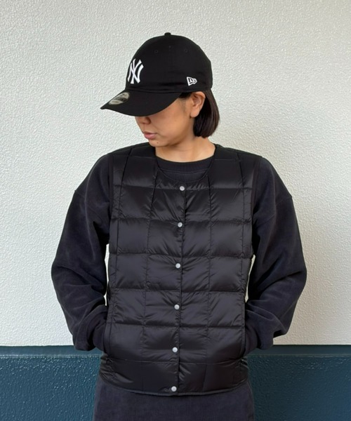 TAION(タイオン)の「【TAION】CREW NECK BUTTON DOWN VEST(ダウンベスト・レディース・グレイッシュベージュ/レオパード/ブラック・LARGE/X-LARGE/MEDIUM)」の2枚目の写真
