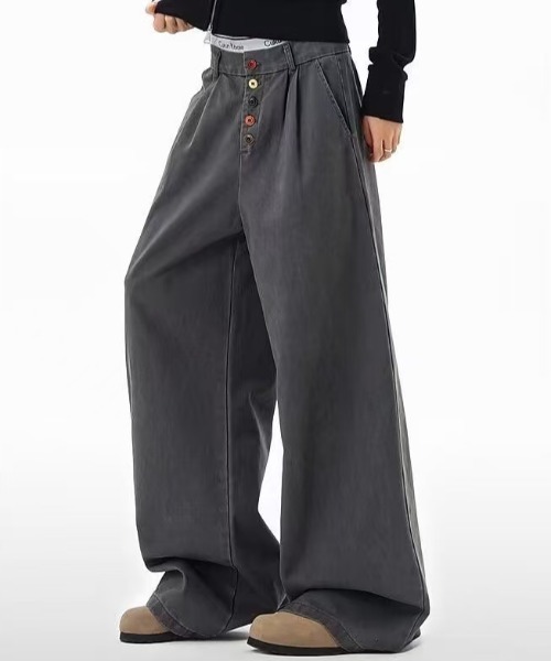 FreeZone(フリーゾーン)の「カラーボタンデザイン ワイドパンツ(カーゴパンツ・メンズ・ブラウン/グレー・L/M/S)」の13枚目の写真