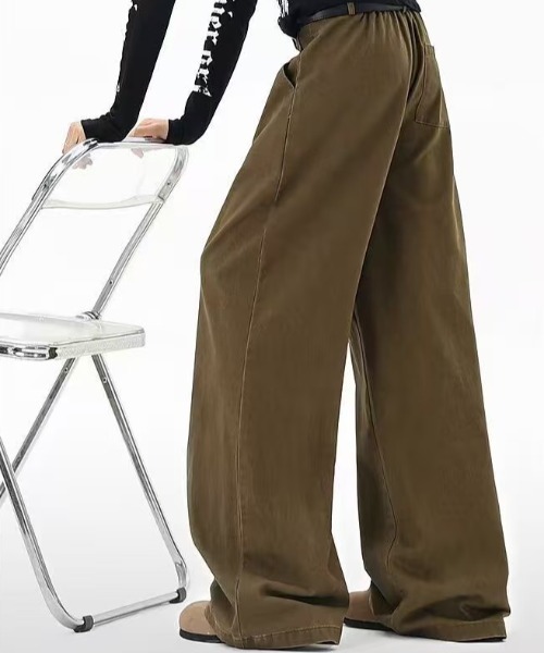 FreeZone(フリーゾーン)の「カラーボタンデザイン ワイドパンツ(カーゴパンツ・メンズ・ブラウン/グレー・L/M/S)」の14枚目の写真