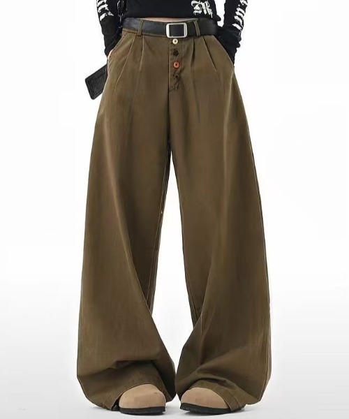 FreeZone(フリーゾーン)の「カラーボタンデザイン ワイドパンツ(カーゴパンツ・メンズ・ブラウン/グレー・L/M/S)」の15枚目の写真