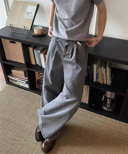 FreeZone(フリーゾーン)の「カラーボタンデザイン ワイドパンツ(カーゴパンツ・メンズ・ブラウン/グレー・L/M/S)」の6枚目の写真